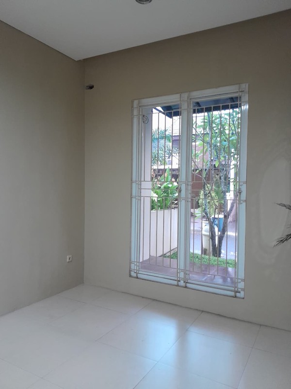 Rumah Bagus di Bintaro Jaya 9