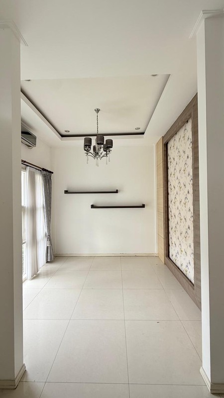 DIJUAL RUMAH MODERN 3 LANTAI ARAYA 1 GALAXY BUMI PERMAI SURABAYA