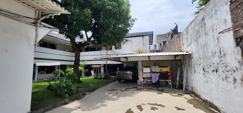 Rumah jl. Anjasmoro Surabaya Tengah kota