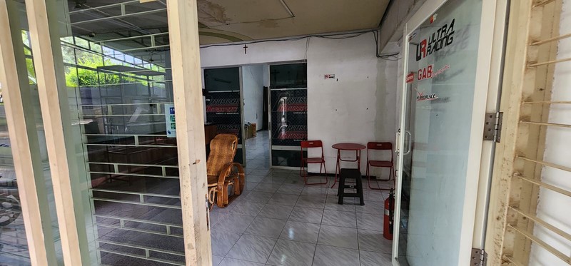 Rumah jl. Anjasmoro Surabaya Tengah kota