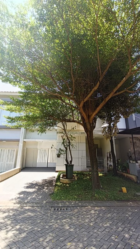 Rumah bagus siap huni dalam perumahan Bintaro Jaya 