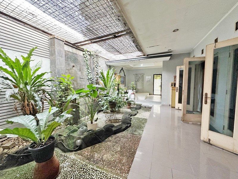 Rumah Terawat di Puspita Loka - Siap Langsung Tempat Tinggal