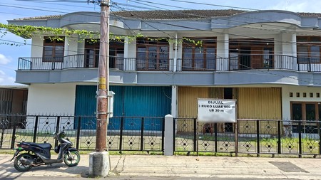 Ruko Strategis Luas 900 Meter Persegi di Jalan Menukan Mergangsan Parkir Luas & Lokasi Super Premium