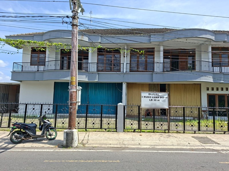 Ruko Strategis Luas 900 Meter Persegi di Jalan Menukan Mergangsan Parkir Luas & Lokasi Super Premium