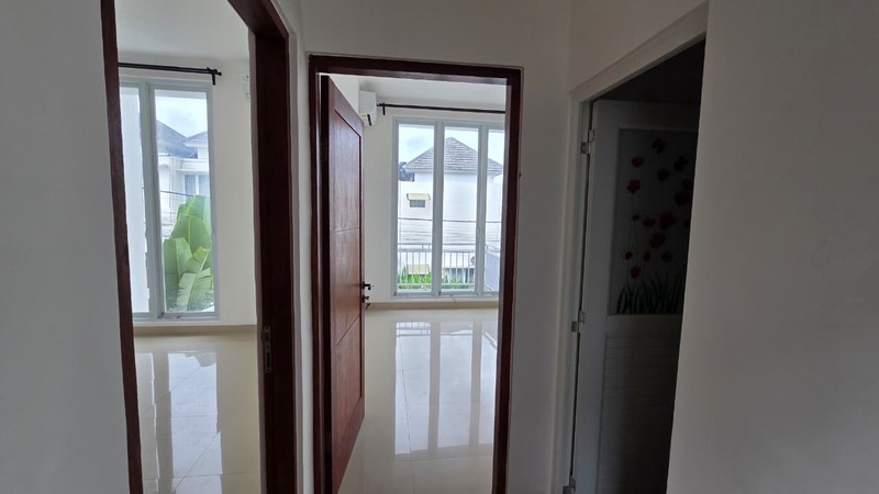 DIJUAL - Rumah Minimalis Modern di Grand Srikandi Mansion, Munggu