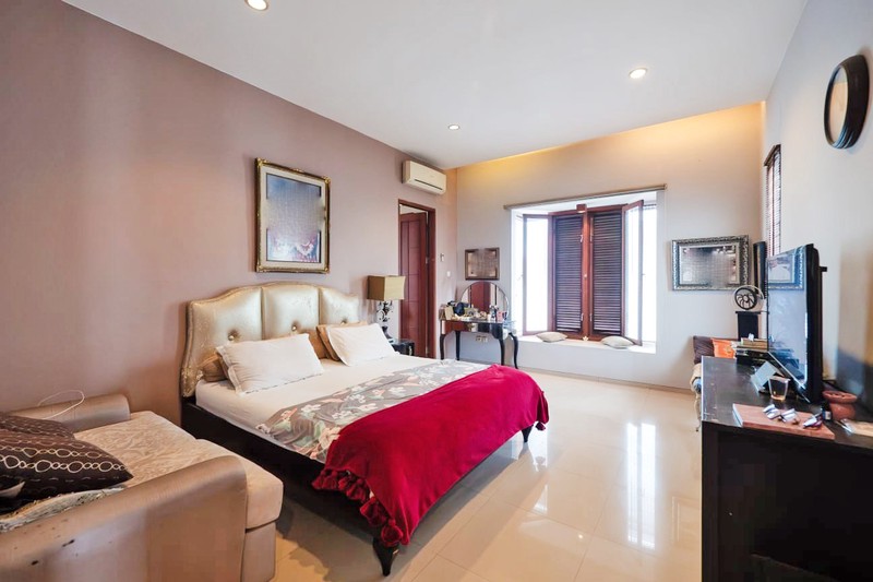 Rumah Hook Mandar Bintaro - Posisi Sudut, Luas & Strategis