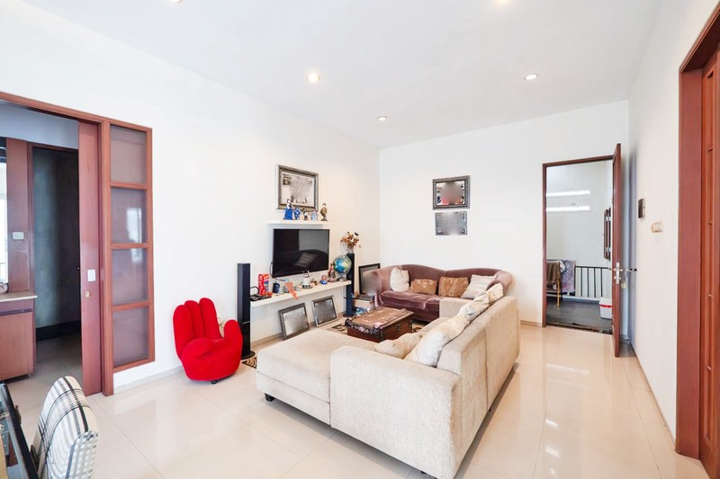 Rumah Hook Mandar Bintaro - Posisi Sudut, Luas & Strategis