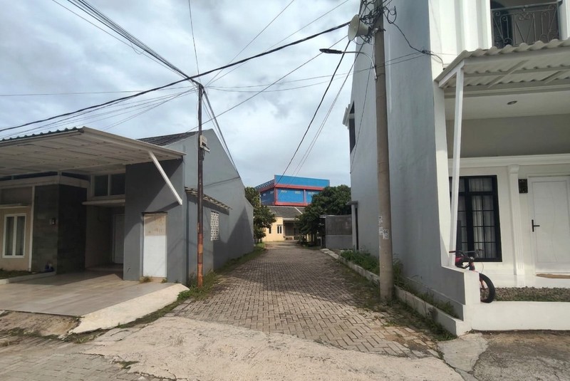 DIJUAL RUMAH 2 LANTAI-VILLA MUTIARA INDAH-KALIMULYA-DEPOK