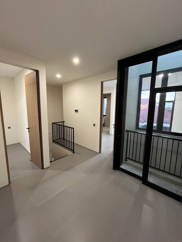 Rumah Dijual di Kanso House Klampis Semolo Timur Dekat MERR