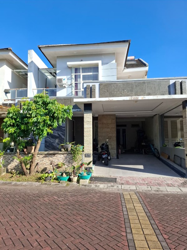 Hunian Eksklusif 2 Lantai di Perum Green Hills Kawasan Elit Sleman, Nyaman & Siap Huni.