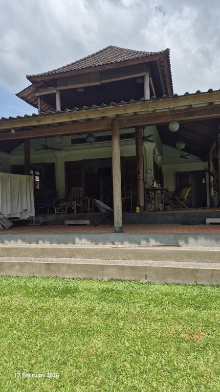 For Sale - 16.6 Are Land With House & Swimming Pool - Bona, Gianyar