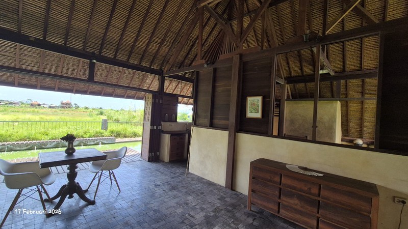 For Sale - 16.6 Are Land With House & Swimming Pool - Bona, Gianyar