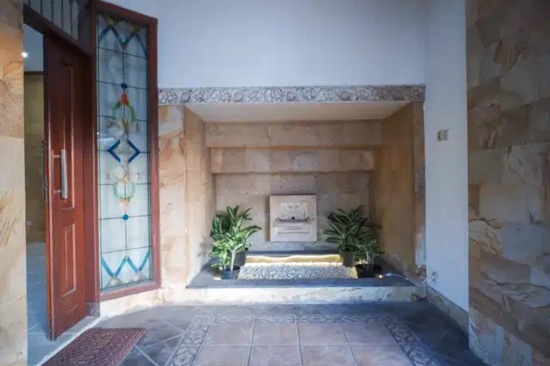 Jual Rumah Cantik 2 Lantai Margorejo Indah Surabaya Selatan