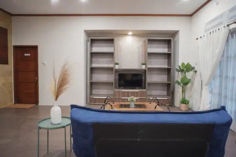 Jual Rumah Cantik 2 Lantai Margorejo Indah Surabaya Selatan