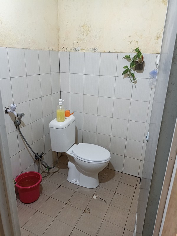 Rumah di Villa Mocara Ciomas, Selangkah dengan Pos satpam dan Indomaret. Cuma 10 menit dari BTM