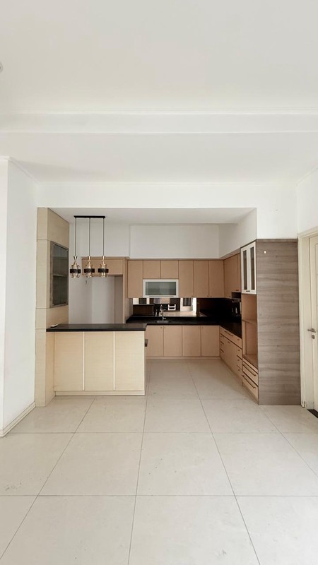 DIJUAL RUMAH MODERN 3 LANTAI ARAYA 1 GALAXY BUMI PERMAI SURABAYA TIMUR