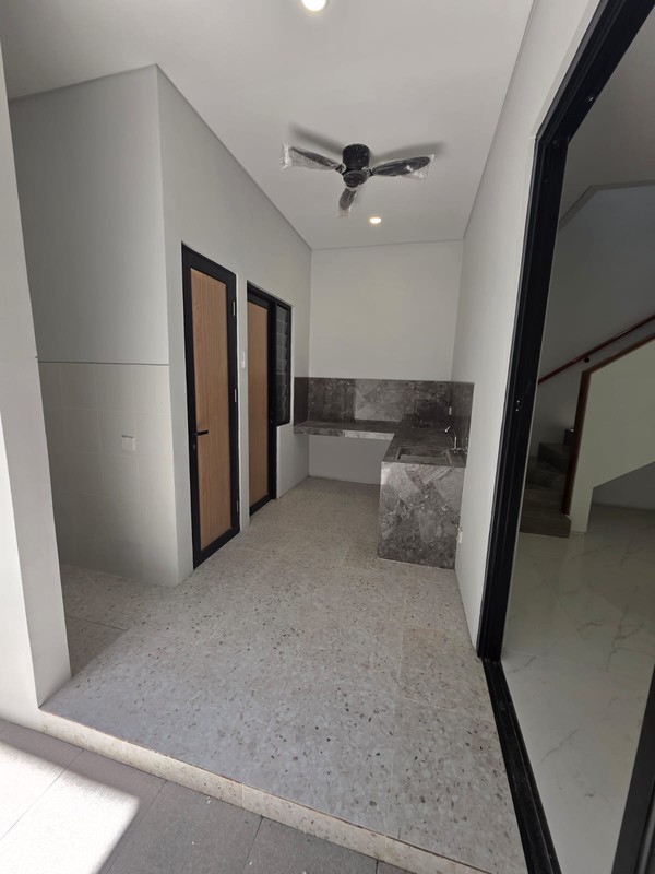 Dijual Rumah BARU Modern 2 Lantai Surabaya Timur Jl. Sutorejo Prima Indah Utara