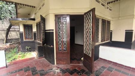 Rumah Disewakan di Menteng
