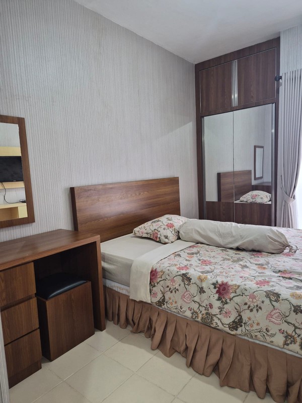 ROOM TYPE STUDIO FULLY FURNISHED DI SERPONG GREENVIEW APARTMENT DIJUAL CEPAT, GUDANG LENGKONG TIMUR, BSD CITY, TANGERANG SELATAN