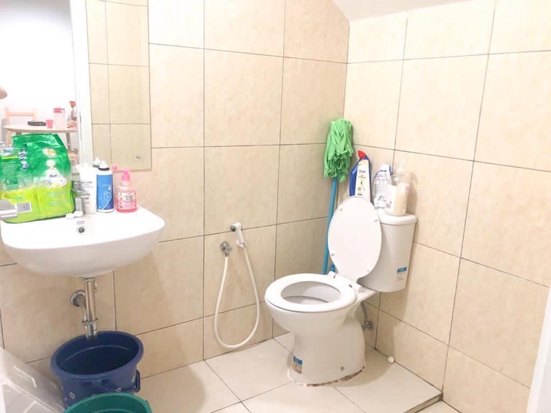 Rumah Bagus 2 Lantai Full Furnished Dekat Tol Nusa Loka BSD. City