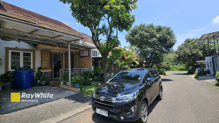 Rumah di Legenda Wisata Cibubur, Bogor, Cluster Galileo, cocok buat pasangan muda