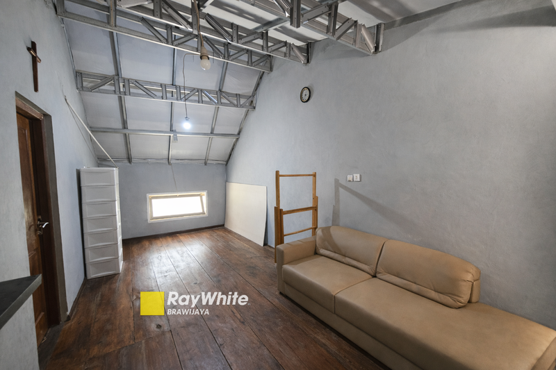 Rumah di Legenda Wisata Cibubur, Bogor, Cluster Galileo, cocok buat pasangan muda