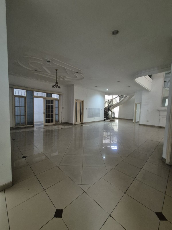 DIJUAL Rumah BESAR MODERN SIAP HUNI jl pluit utara raya, jakarta utara