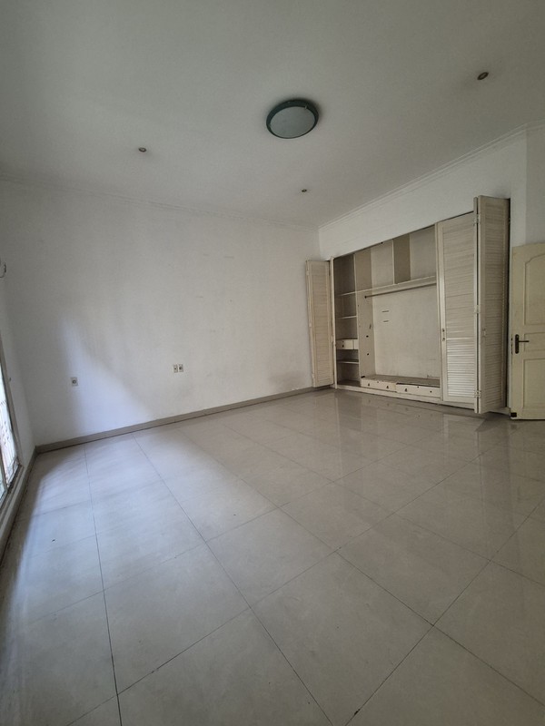 DIJUAL Rumah BESAR MODERN SIAP HUNI jl pluit utara raya, jakarta utara