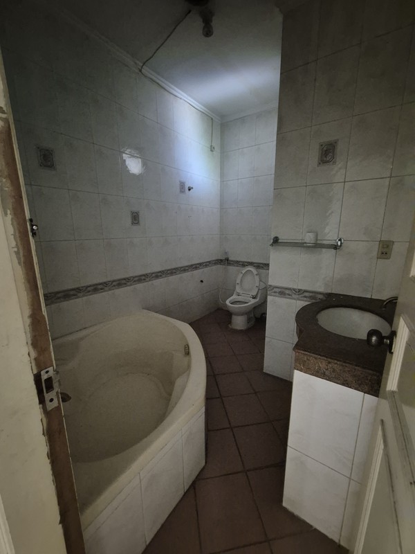 DIJUAL Rumah BESAR MODERN SIAP HUNI jl pluit utara raya, jakarta utara