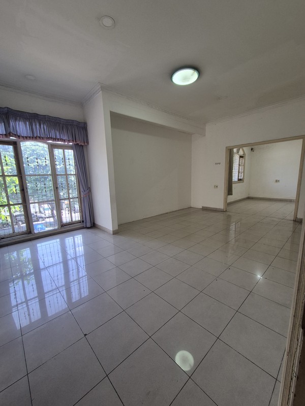 DIJUAL Rumah BESAR MODERN SIAP HUNI jl pluit utara raya, jakarta utara