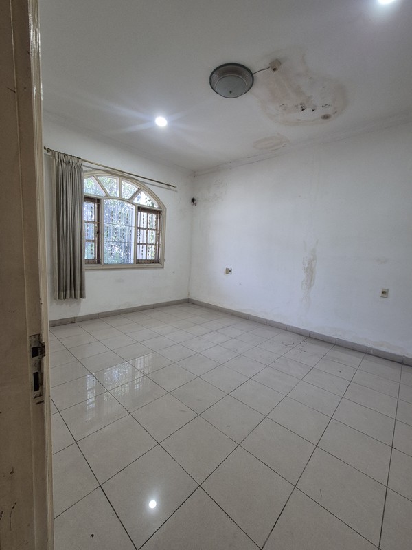 DIJUAL Rumah BESAR MODERN SIAP HUNI jl pluit utara raya, jakarta utara