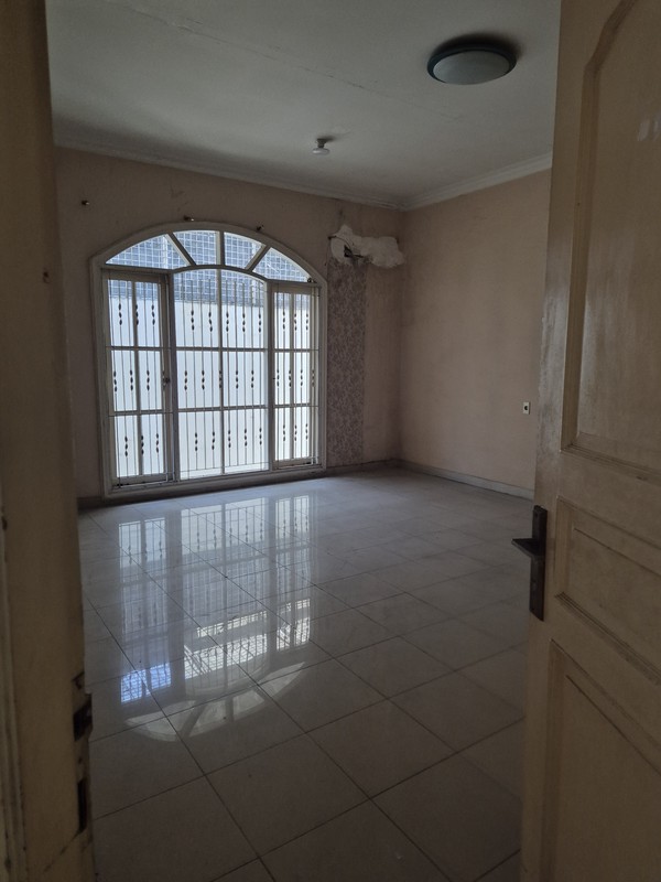 DIJUAL Rumah BESAR MODERN SIAP HUNI jl pluit utara raya, jakarta utara