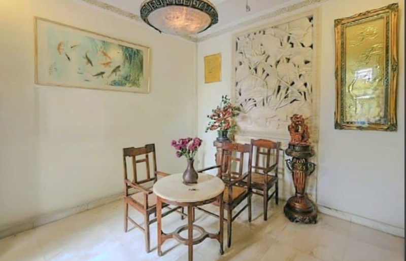 Rumah hoek desain klasik di Kelapa Sawit Raya, Kelapa Gading