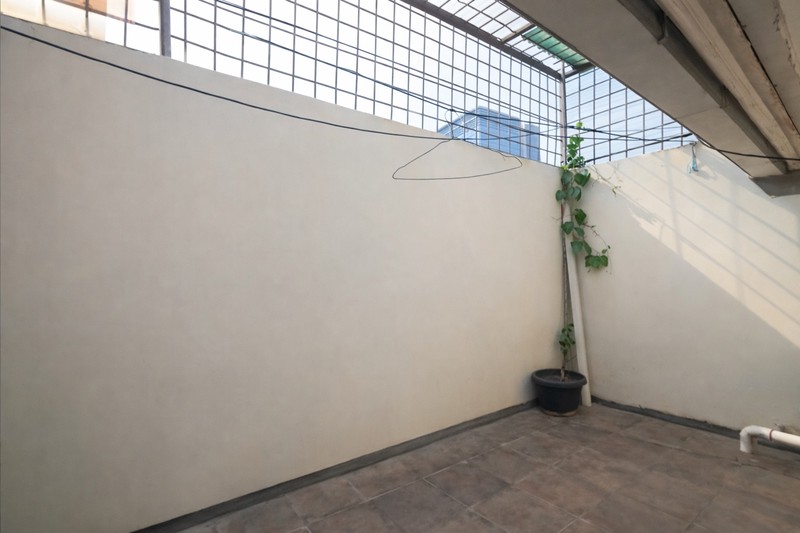 Rumah hoek desain klasik di Kelapa Sawit Raya, Kelapa Gading