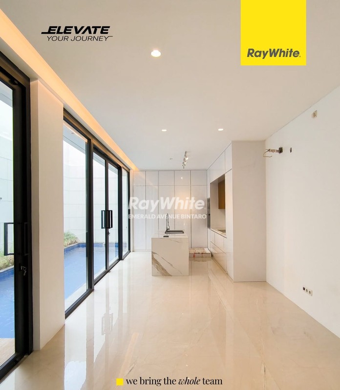 Rumah Baru Baru Desain Minimalis Di Lengkapi Pool Di Kemang, Jaksel