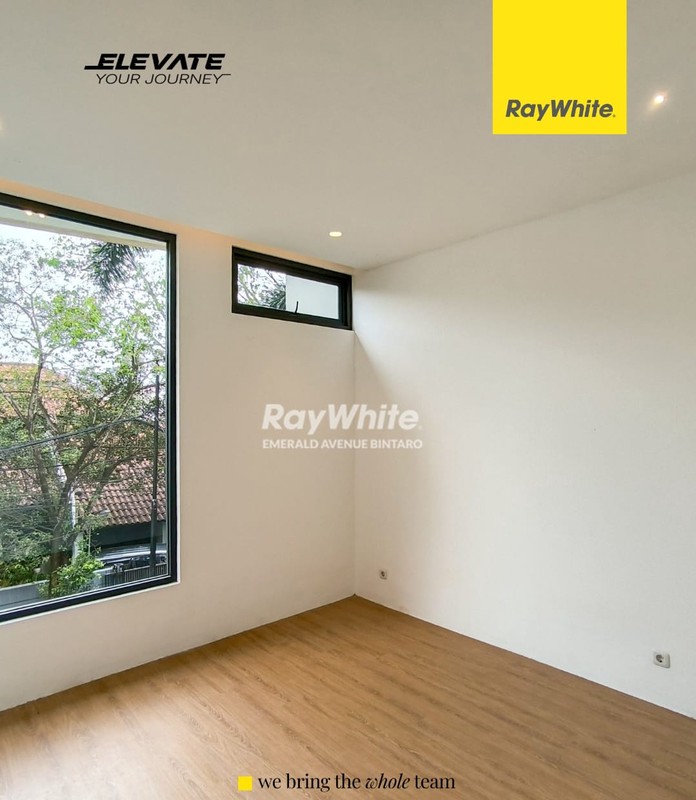 Rumah Baru Baru Desain Minimalis Di Lengkapi Pool Di Kemang, Jaksel