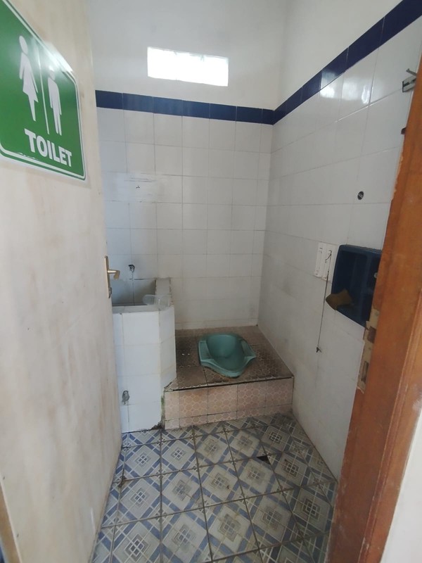 Disewakan Ruang Usaha Strategis 2 Lantai di Jl. Godean Sleman Luas & Siap Pakai, Nogotirto, Gamping, Sleman