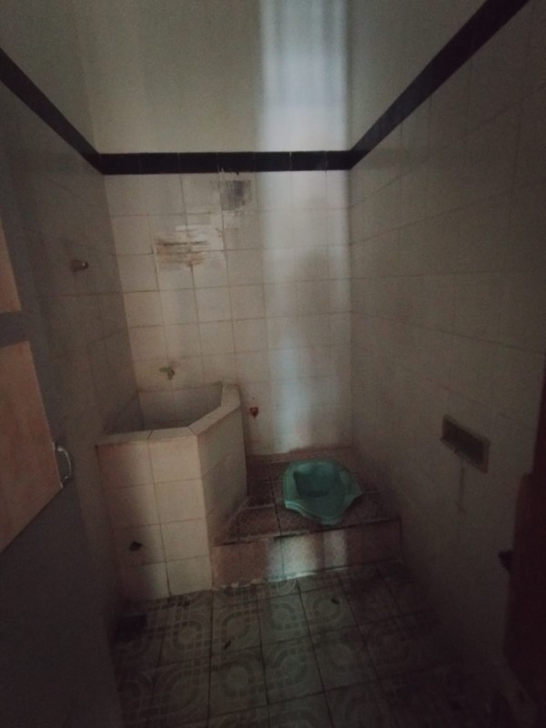 Disewakan Ruang Usaha Strategis 2 Lantai di Jl. Godean Sleman Luas & Siap Pakai, Nogotirto, Gamping, Sleman