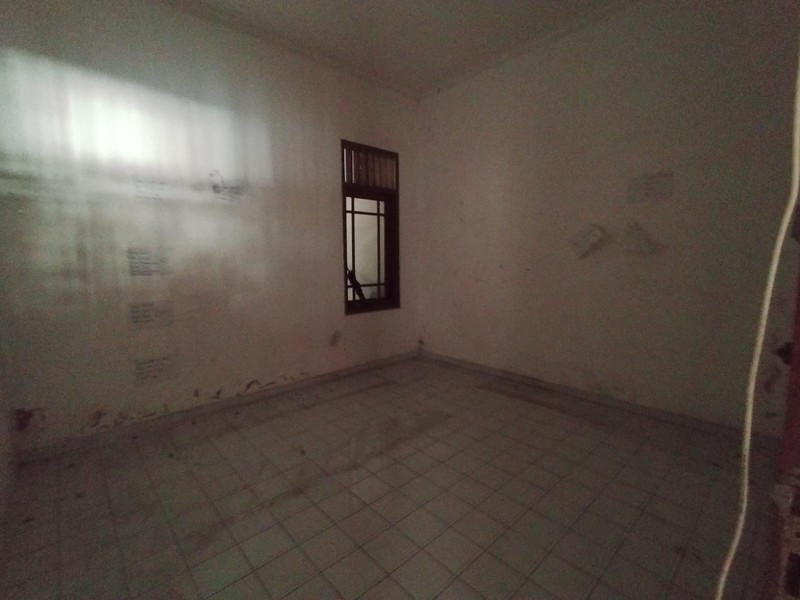 Disewakan Ruang Usaha Strategis 2 Lantai di Jl. Godean Sleman Luas & Siap Pakai, Nogotirto, Gamping, Sleman