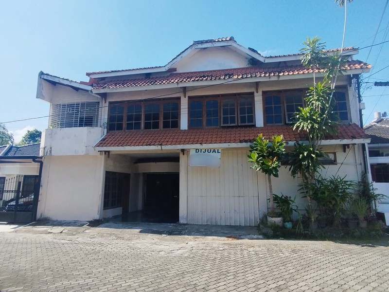 Rumah 2 Lantai Dalam Perumahan, Hunian Luas, Lokasi Super Strategis, Ngestiharjo, Kasihan, Bantul