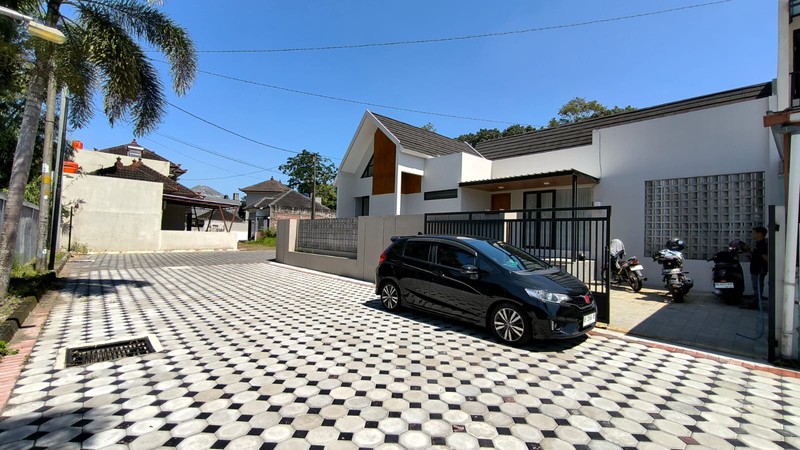 Rumah Modern Minimalis Baru Gress di Sleman Utara Dekat Kampus UII Jakal, Sukoharjo, Ngaglik, Sleman