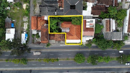 Sewa Ruang Usaha/Rumah Strategis 600 Meter Persegi Area Kampus UMY, di Ambarketawang, Gamping, Sleman 