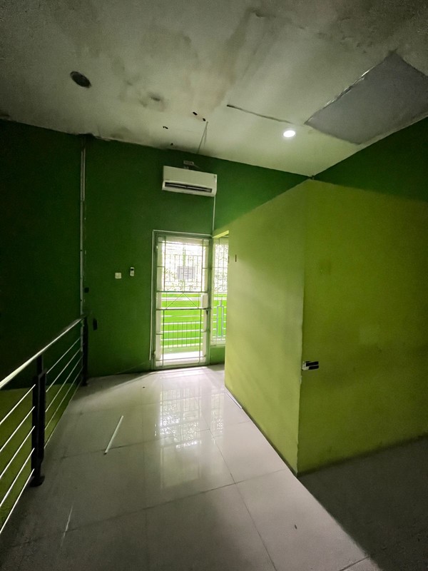 Sewa Ruko Strategis 2 Lantai di Jl. Godean KM 4.5 Lokasi Ramai & Akses Mudah, Nogotirto, Gamping, Sleman