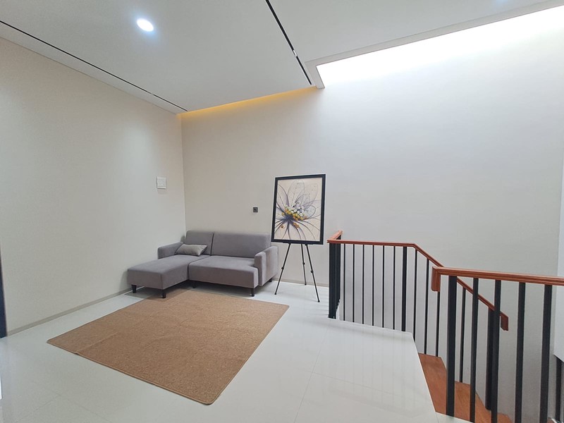 Rumah di Nusa Loka BSD City akses mudah ke Vireya Tanakayu Ciater