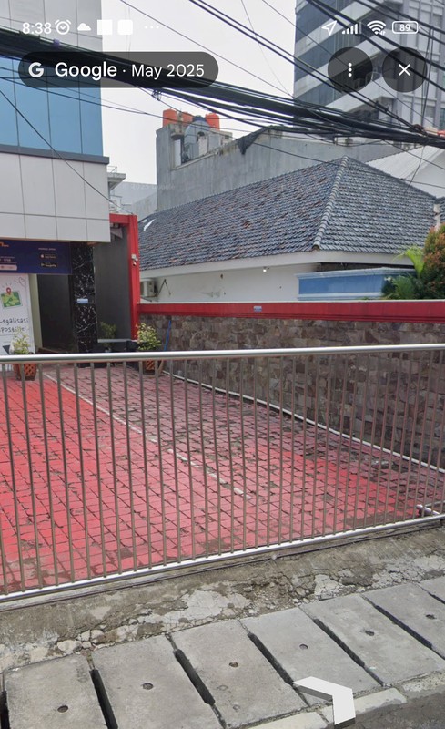 Gedung baru, 5 lantai di Cikini