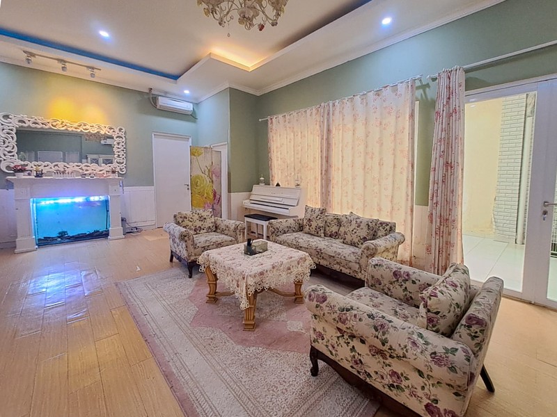 Rumah di Radio Dalam Gandaria dekat Kebayoran Baru, Jagakarsa, PI