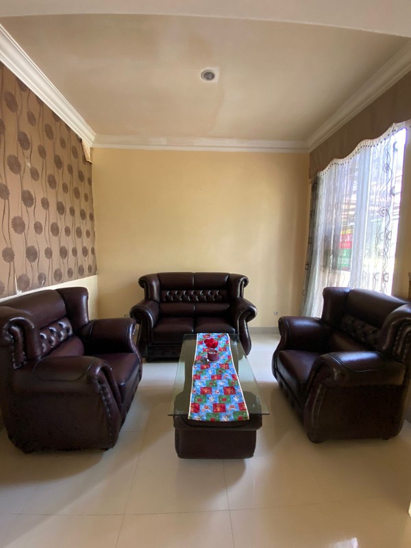 Jual Murah!! rumah di Les Belles Mainsons Serpong 