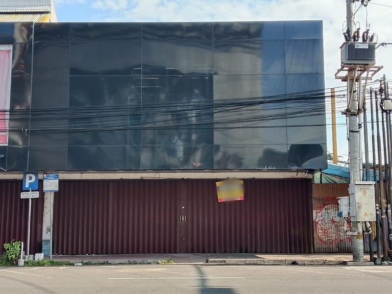 Sewa Ruang Usaha 2 Lantai Strategis di Pusat Kota Jl. Solo, Klitren, Gondokusuman, Yogyakarta