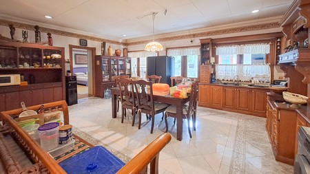 Rumah Mewah Pondok Indah - Lokasi Elite Dekat Cipete, Kemang & Akses Mudah ke Jagakarsa!