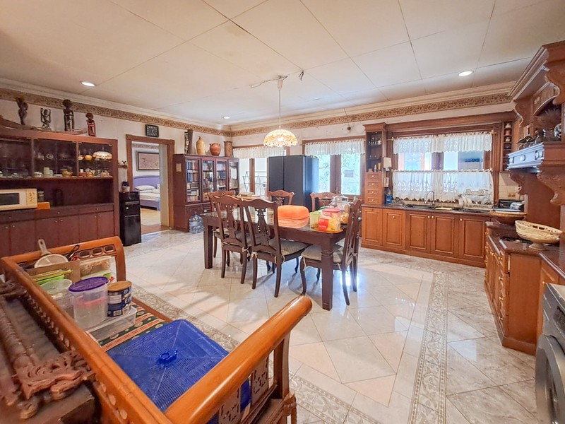 Rumah Mewah Pondok Indah - Lokasi Elite Dekat Cipete, Kemang & Akses Mudah ke Jagakarsa!